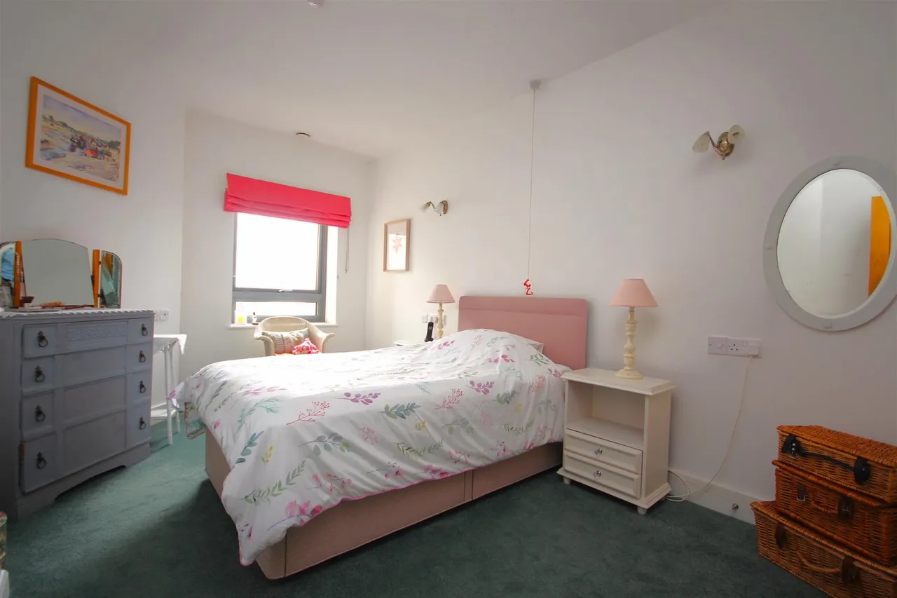 Eversley Court, Seaford, photo 6