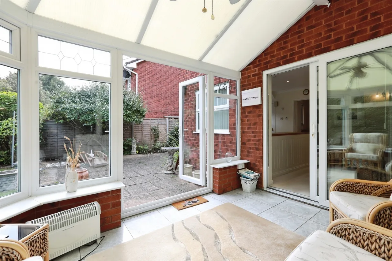 Home Furlong, Wellesbourne, Warwick, photo 10