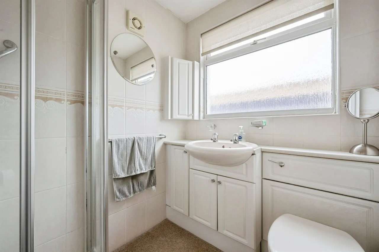 Menson Drive, Hatfield, DN7, photo 13