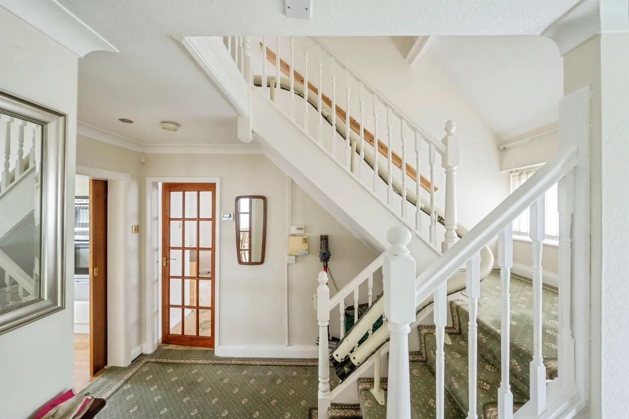 Menson Drive, Hatfield, DN7, photo 8