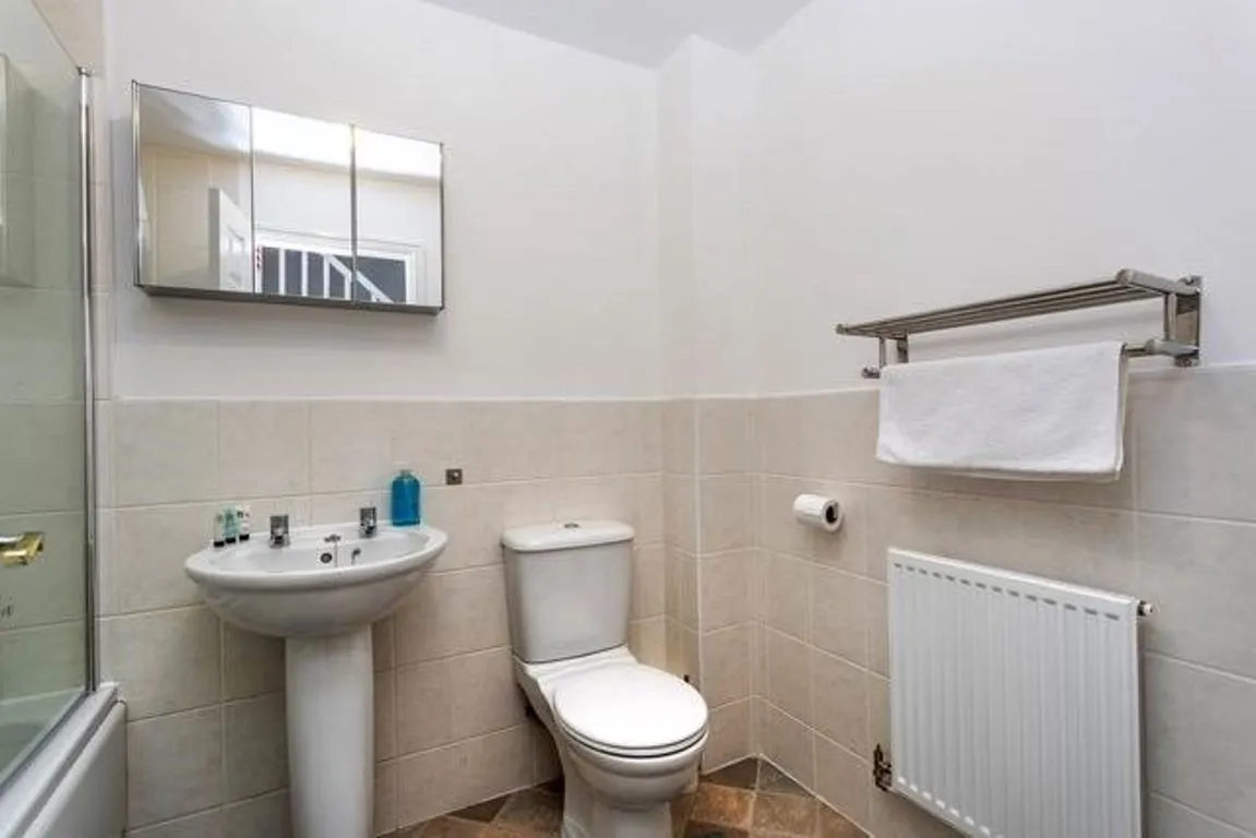 Grange Way, DH6, photo 7
