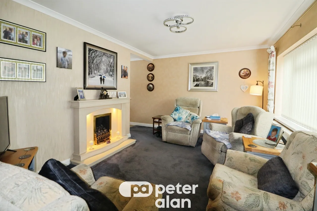 Western Drive, Cardiff, CF14, photo 2