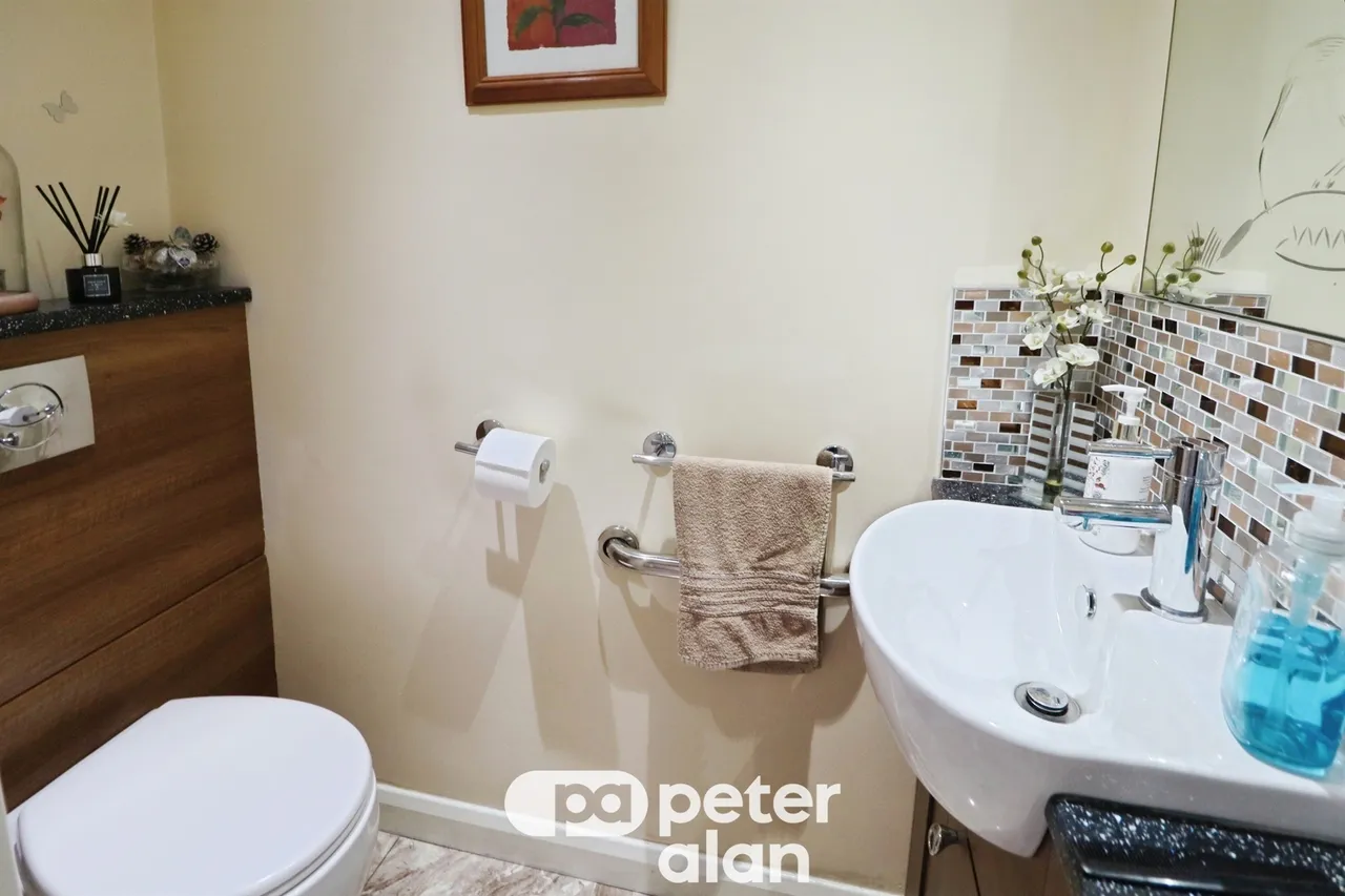 Western Drive, Cardiff, CF14, photo 6