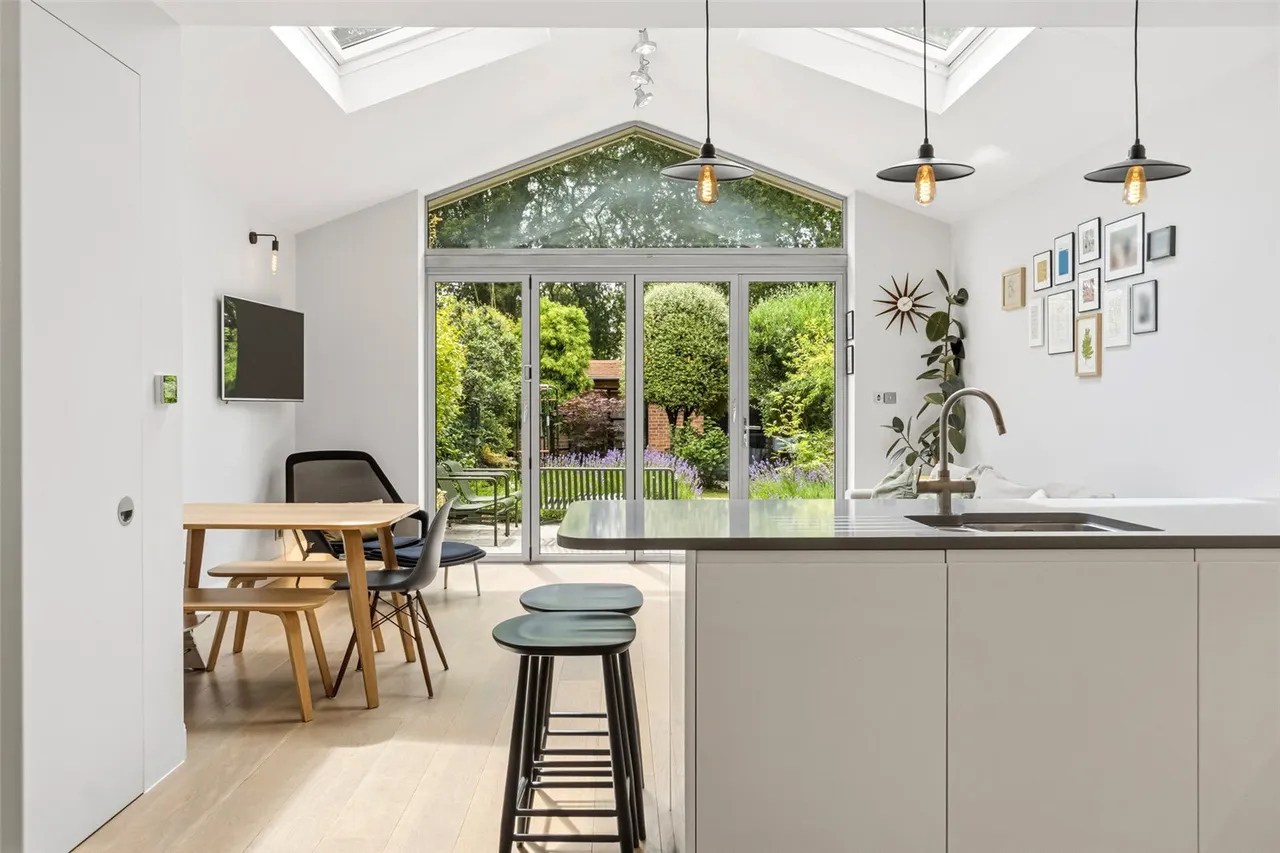Laurel Road, Hampton Hill, TW12 1JL, photo 5