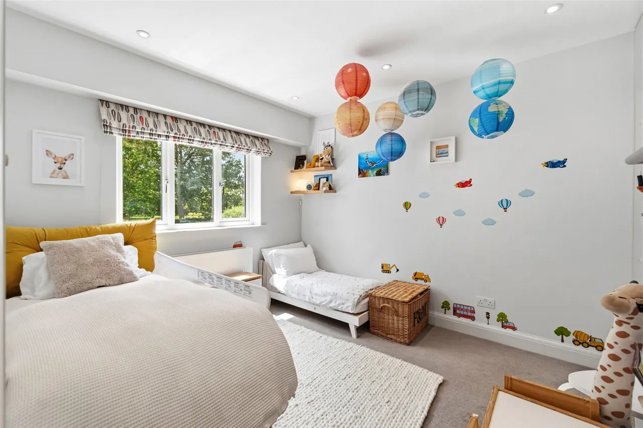 Laurel Road, Hampton Hill, TW12 1JL, photo 8