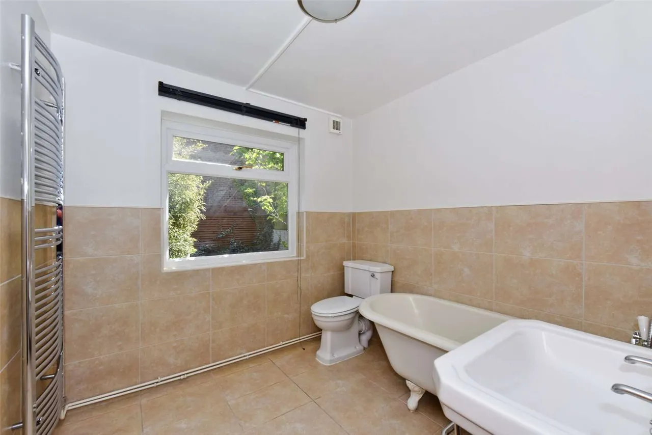 Oak Lane, Windsor, Berkshire, SL4 5EU, photo 5