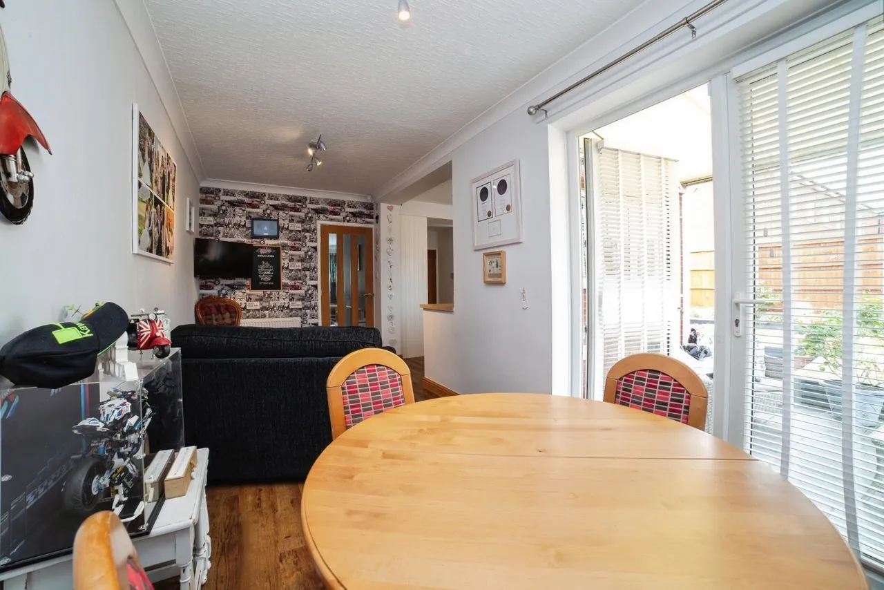 Southwell Road East, Rainworth, Mansfield, Nottinghamshire, NG21, photo 16