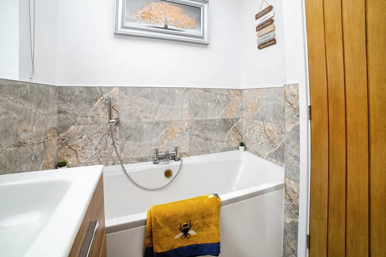 Southwell Road East, Rainworth, Mansfield, Nottinghamshire, NG21, photo 20