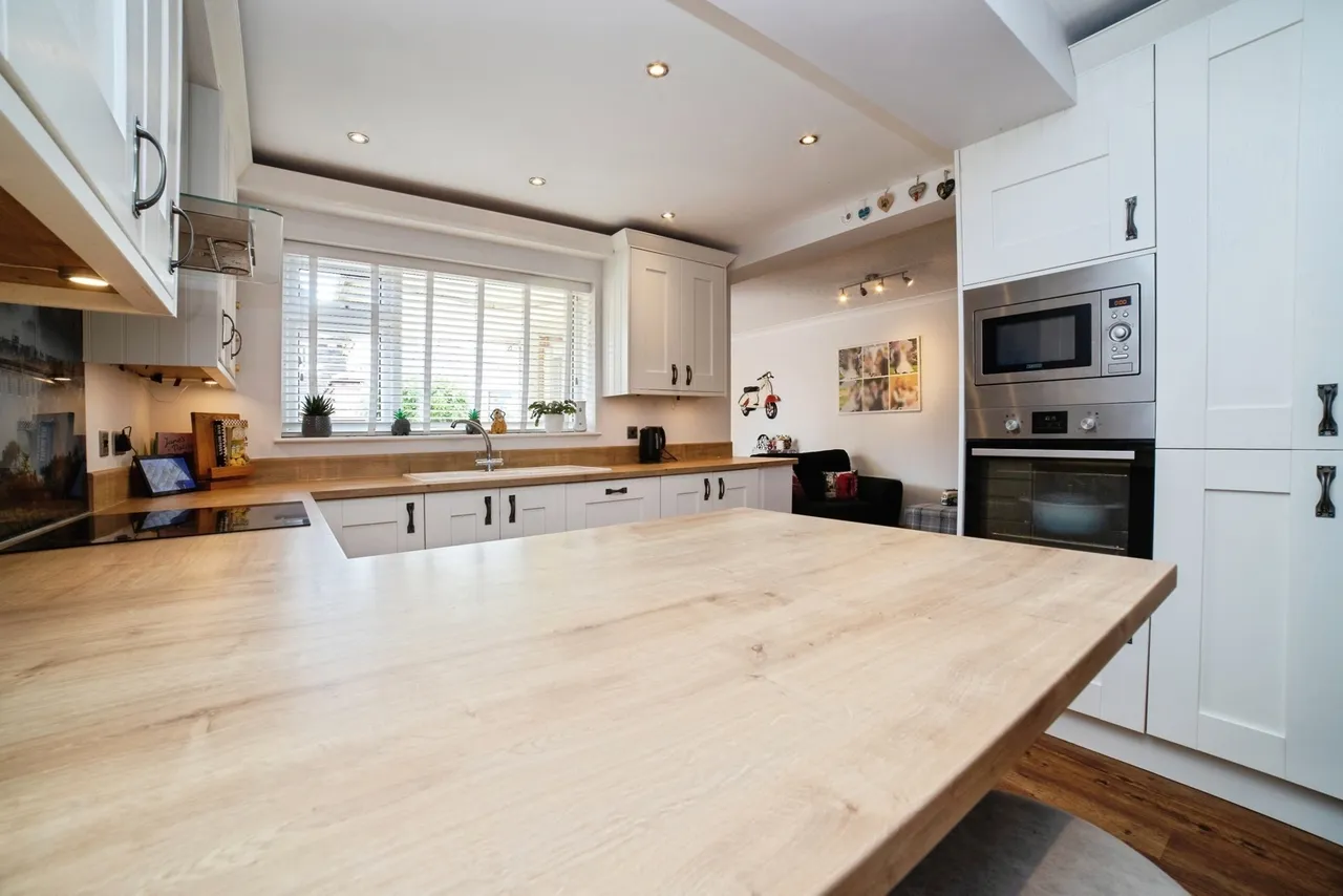 Southwell Road East, Rainworth, Mansfield, Nottinghamshire, NG21, photo 13