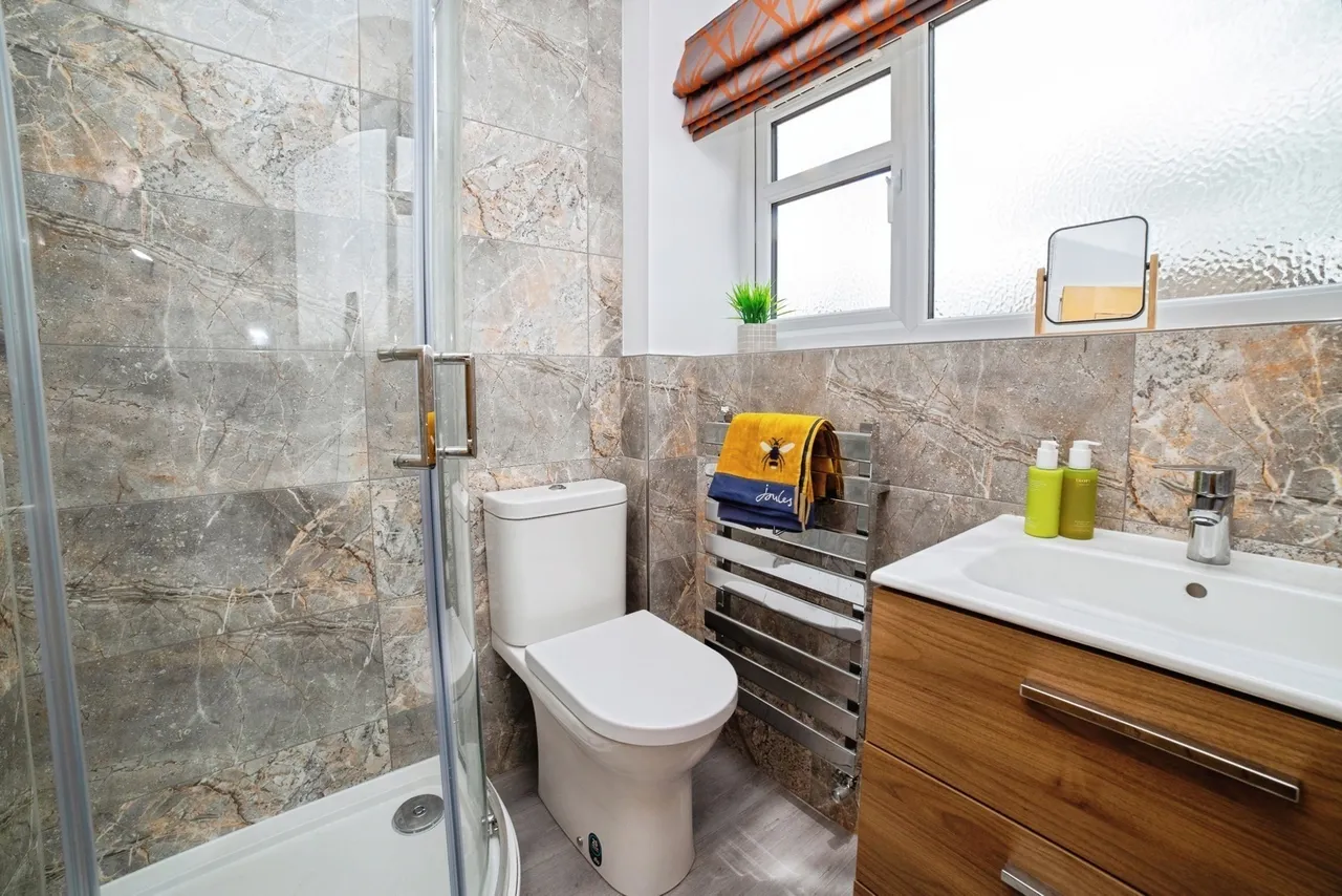 Southwell Road East, Rainworth, Mansfield, Nottinghamshire, NG21, photo 21