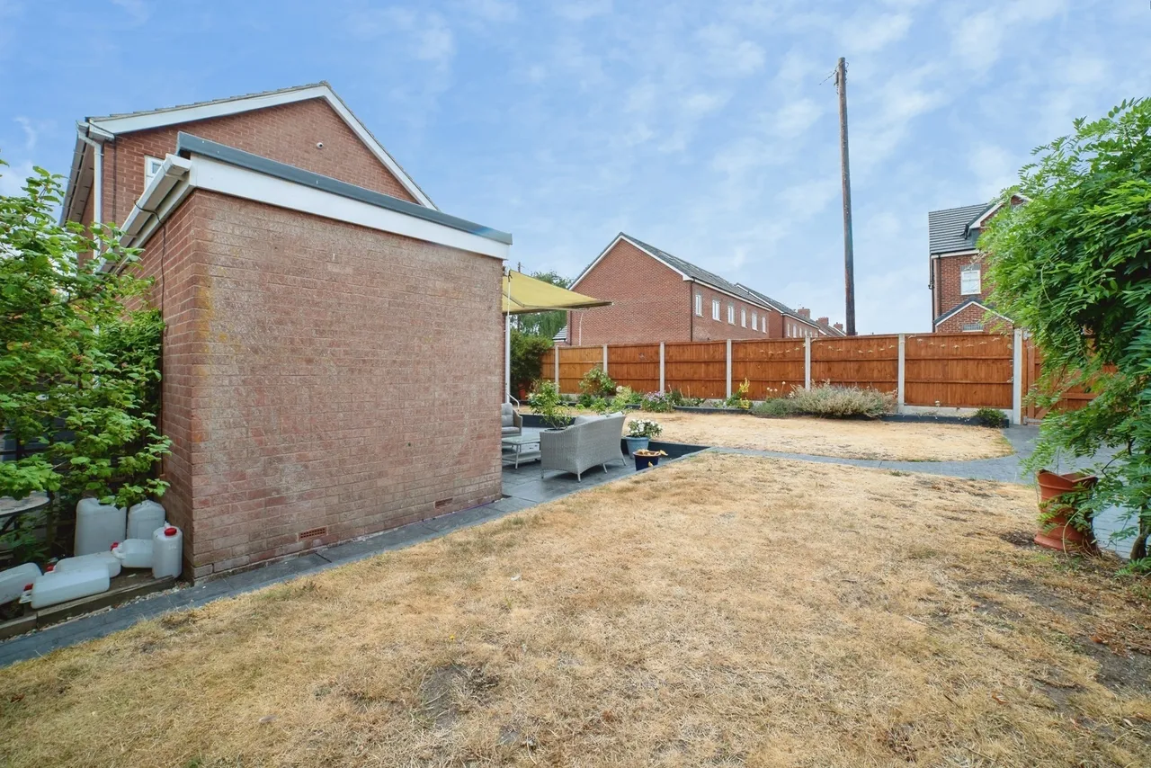Southwell Road East, Rainworth, Mansfield, Nottinghamshire, NG21, photo 29