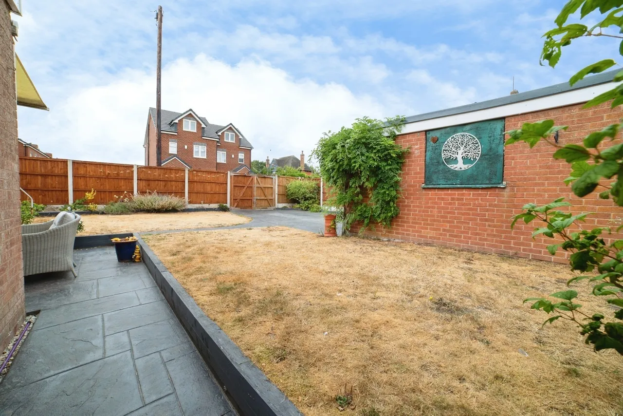 Southwell Road East, Rainworth, Mansfield, Nottinghamshire, NG21, photo 30