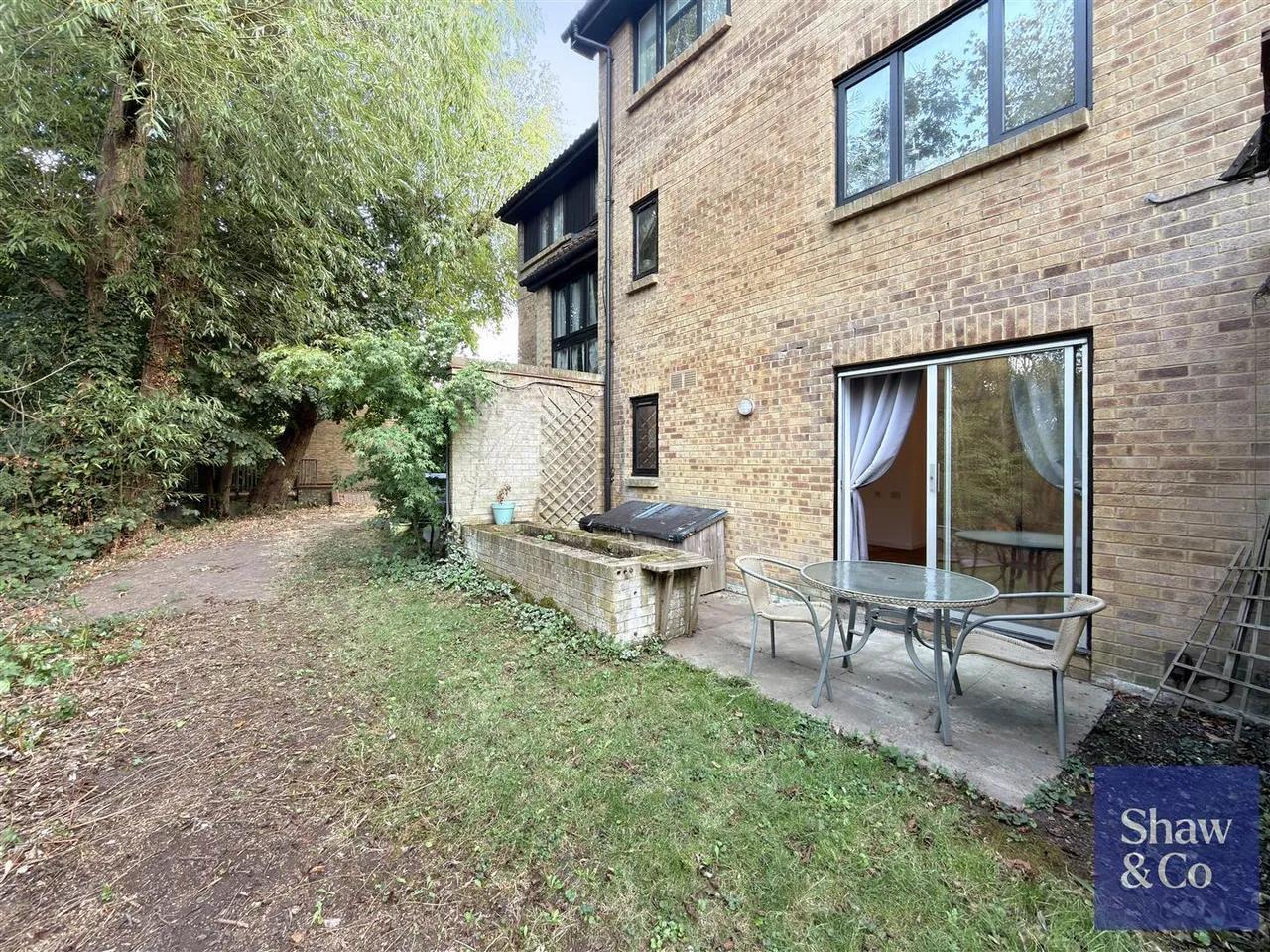 Tanglewood Way, Feltham, photo 8