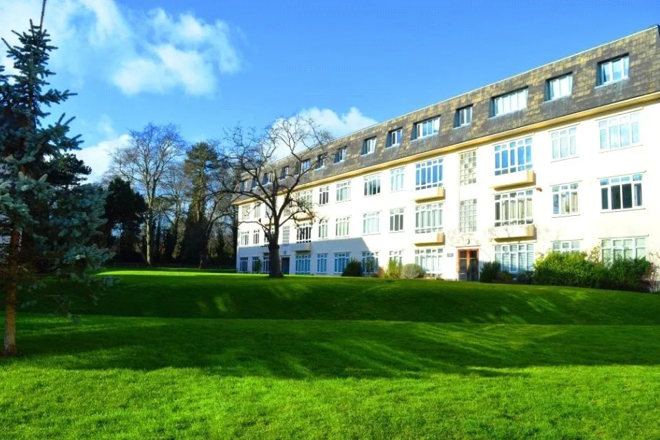 Park Court, London, SE26, photo 2
