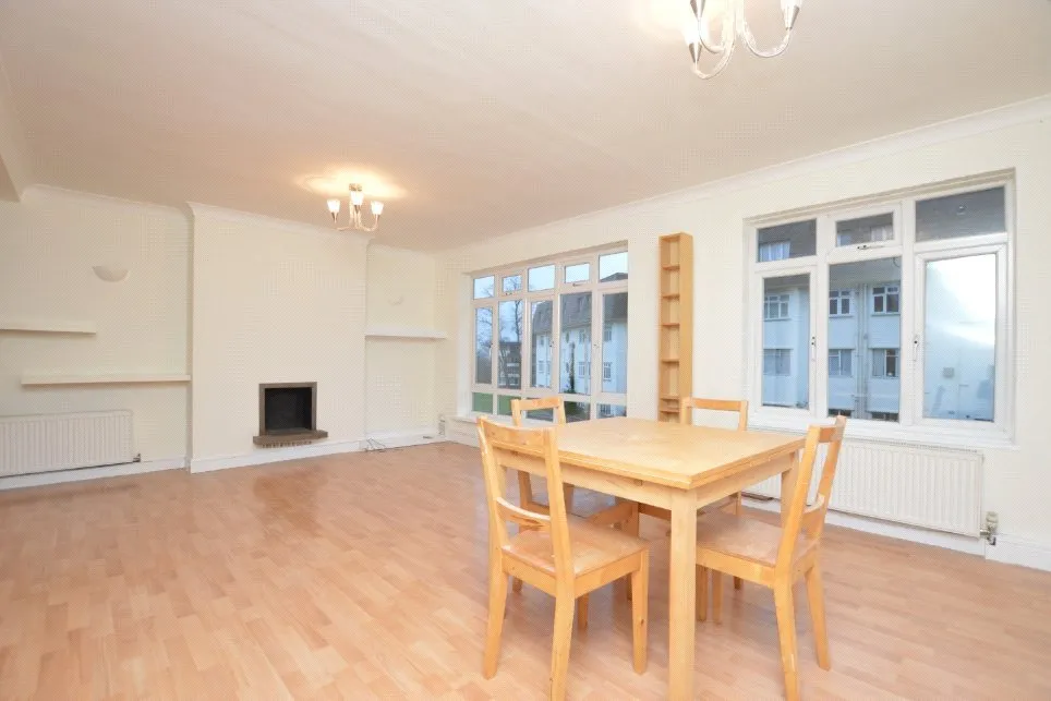 Park Court, London, SE26, photo 3