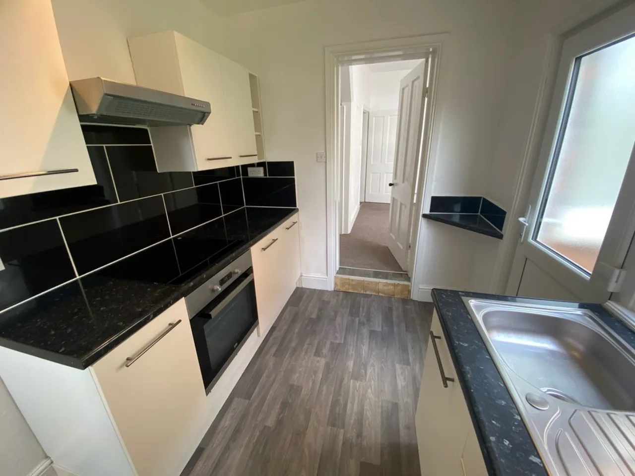Catherine Street, Crewe, CW2, photo 2