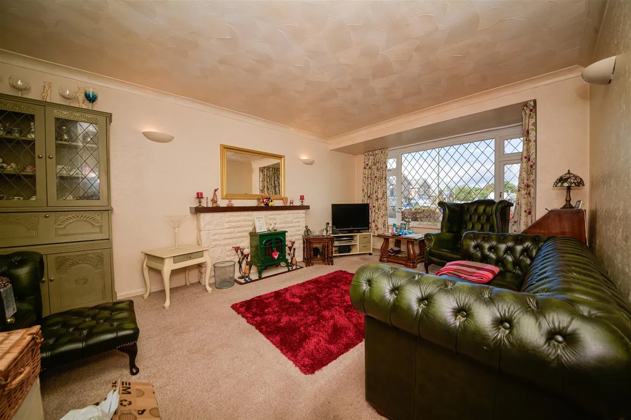Eastleigh Road, Fair Oak, Eastleigh, SO50 7JW, photo 2