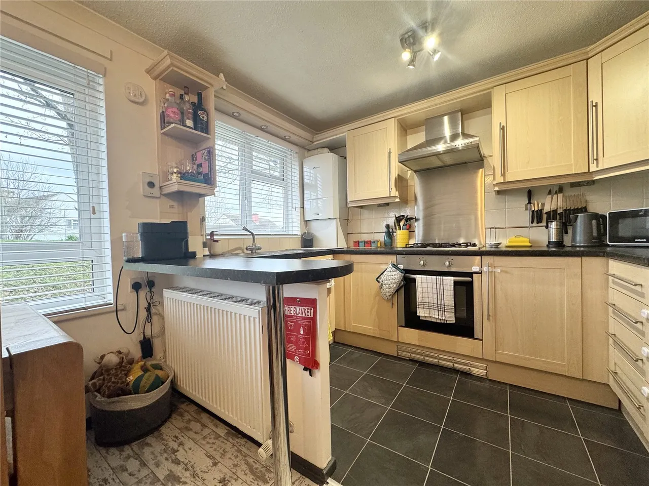 Scotts Court, Sand Hill, Farnborough, Hampshire, GU14 8HU, photo 4