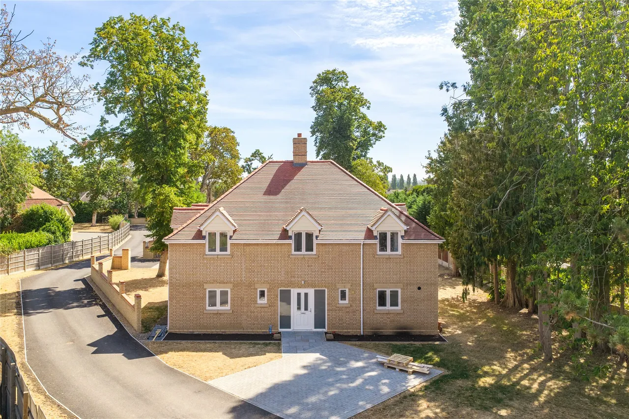 Church Street, Clifton, SG17, photo 7