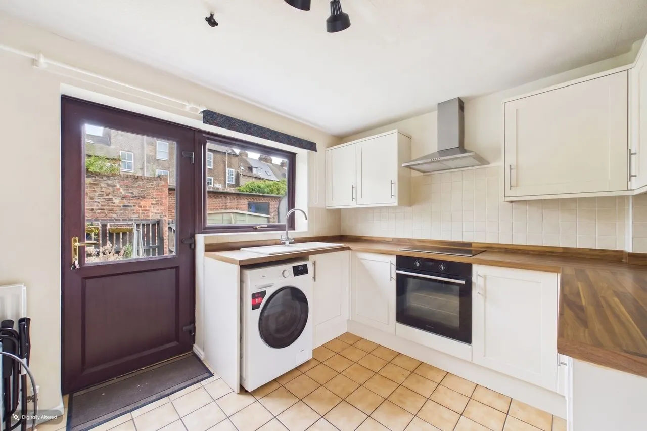 Fewster Way, York, YO10, photo 5