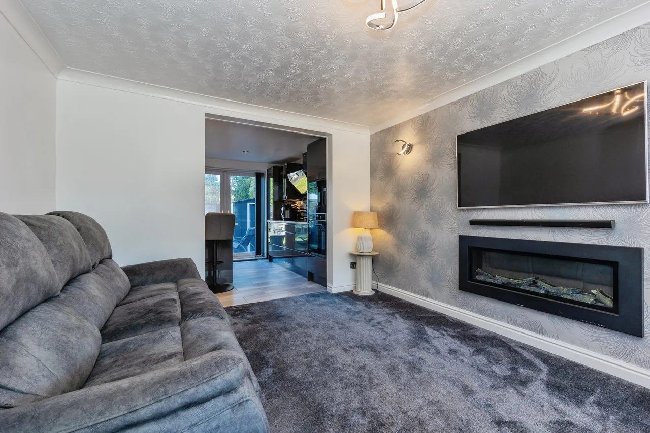 Pintail Avenue, Stockport, SK3, photo 10
