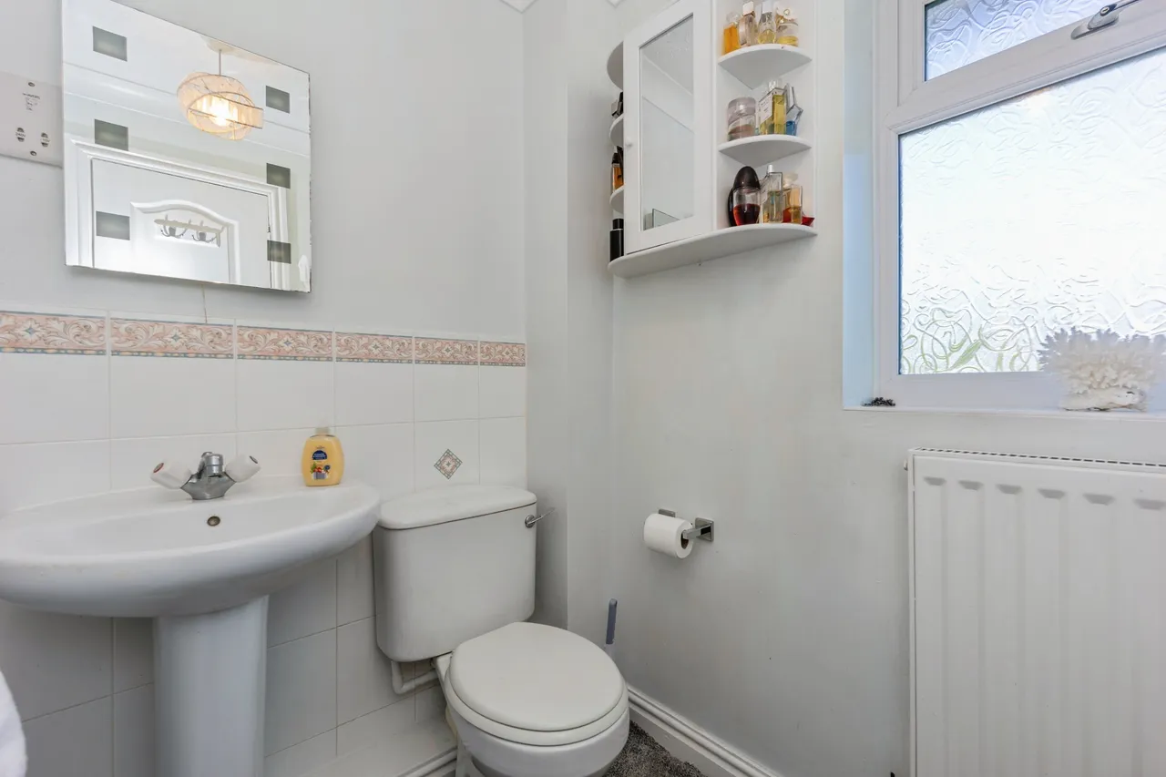 Pintail Avenue, Stockport, SK3, photo 16