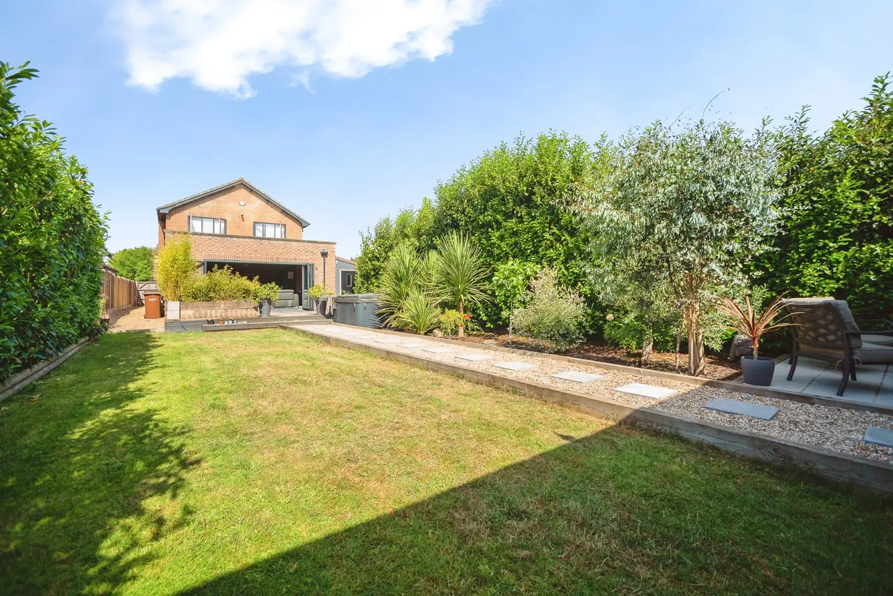 Hempstead Road, Gillingham, ME7, photo 25