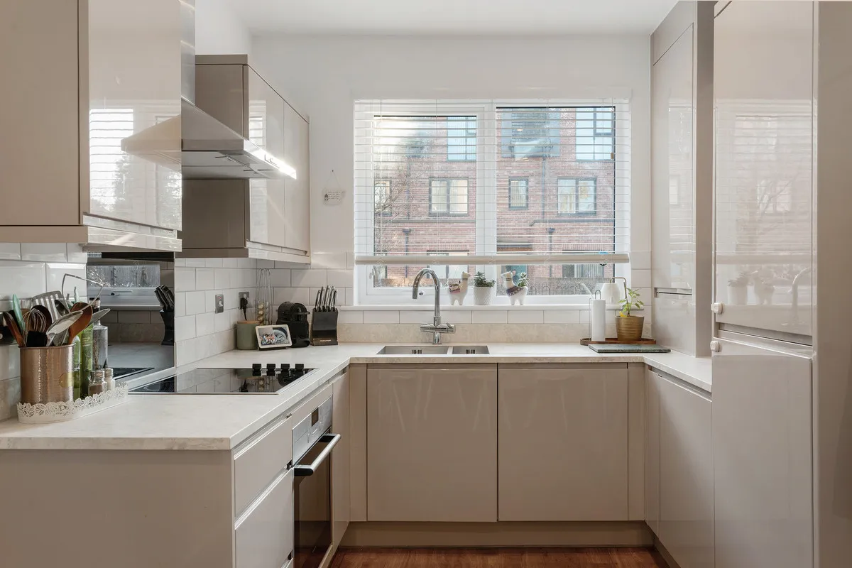 Reynard Way, Brentford, TW8, photo 7