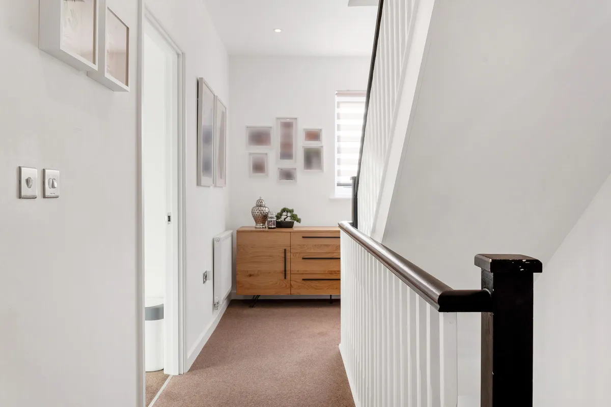 Reynard Way, Brentford, TW8, photo 9