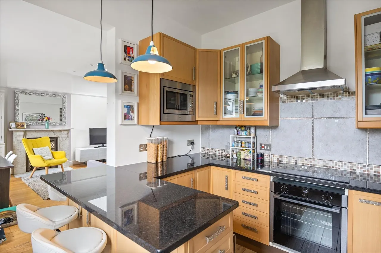 Thurlow Road, London, NW3, photo 5