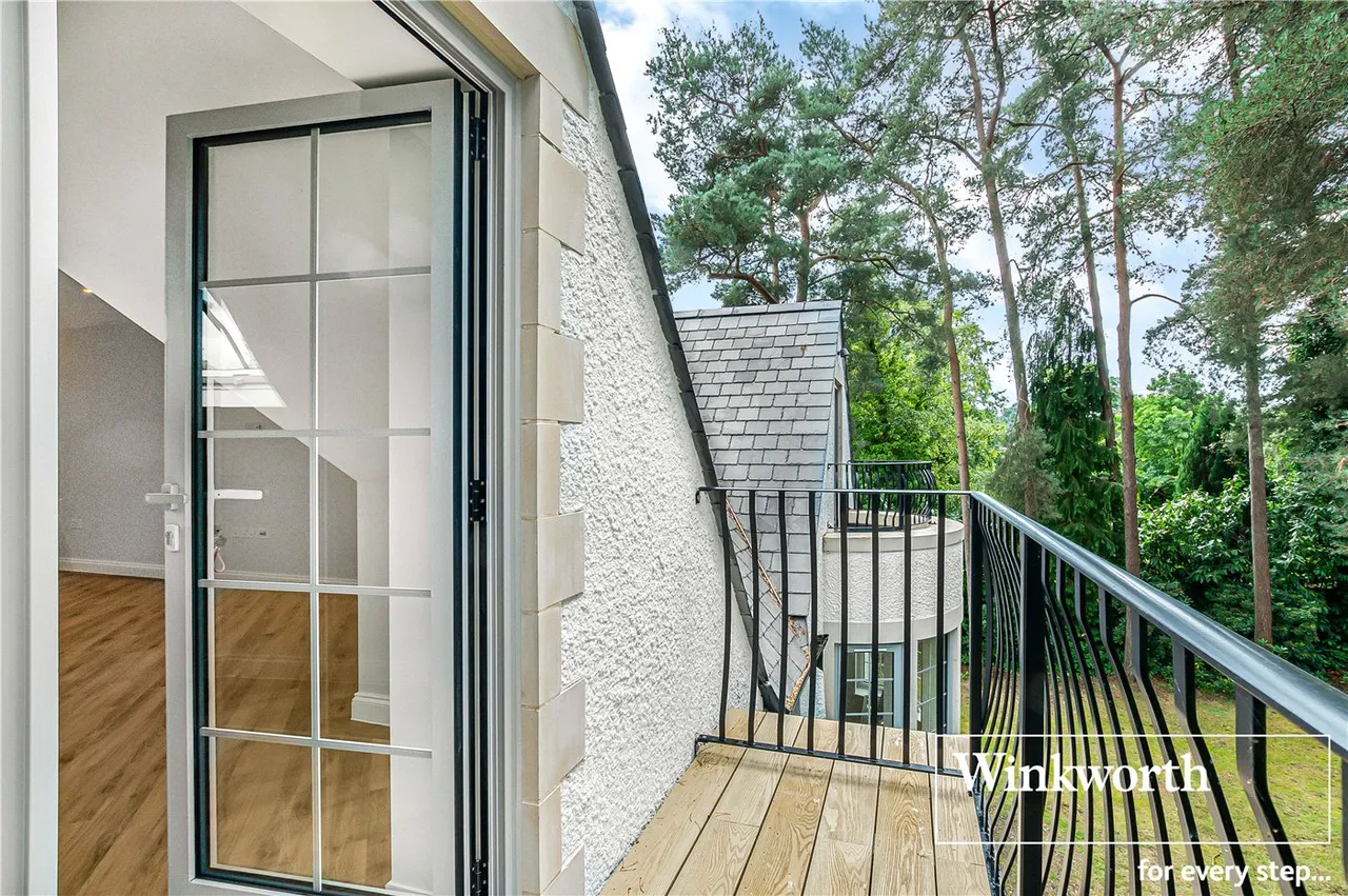 Golf Links Road, Ferndown, Dorset, BH22, photo 2