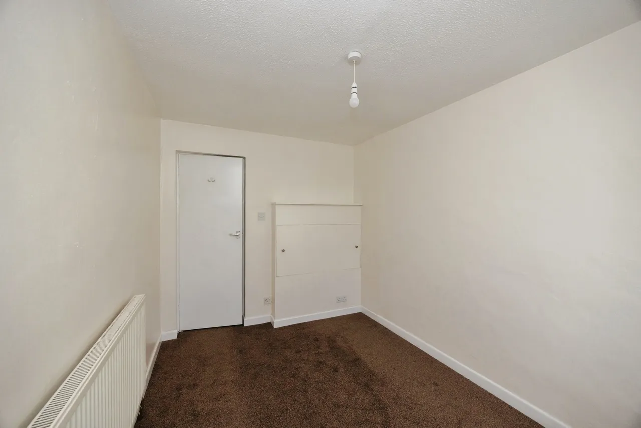 London Road, Horndean, PO8, photo 10