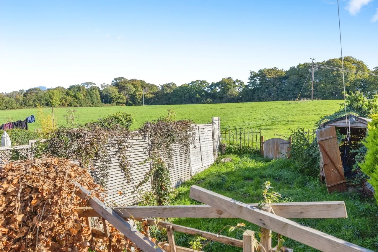 London Road, Horndean, PO8, photo 15