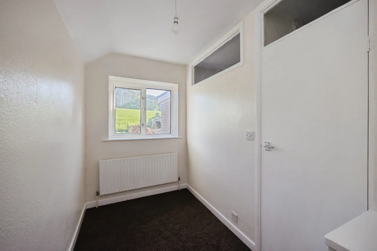 London Road, Horndean, PO8, photo 9