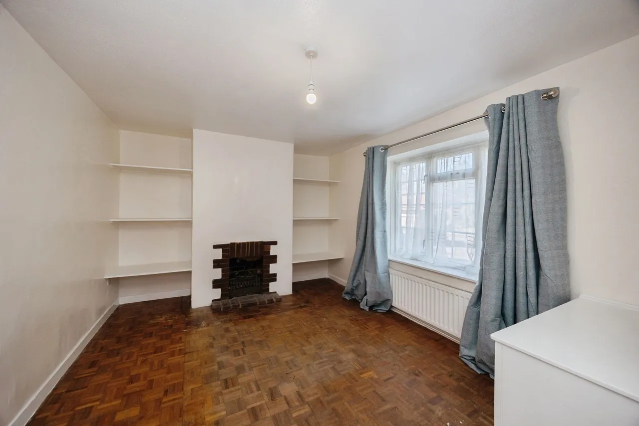 London Road, Horndean, PO8, photo 4