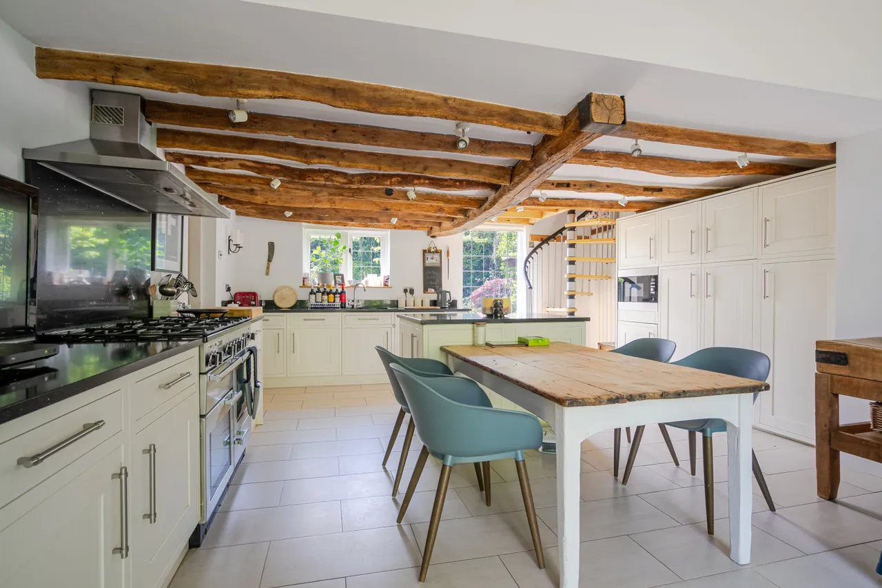 Heath End Road, Great Kingshill, HP15, photo 4