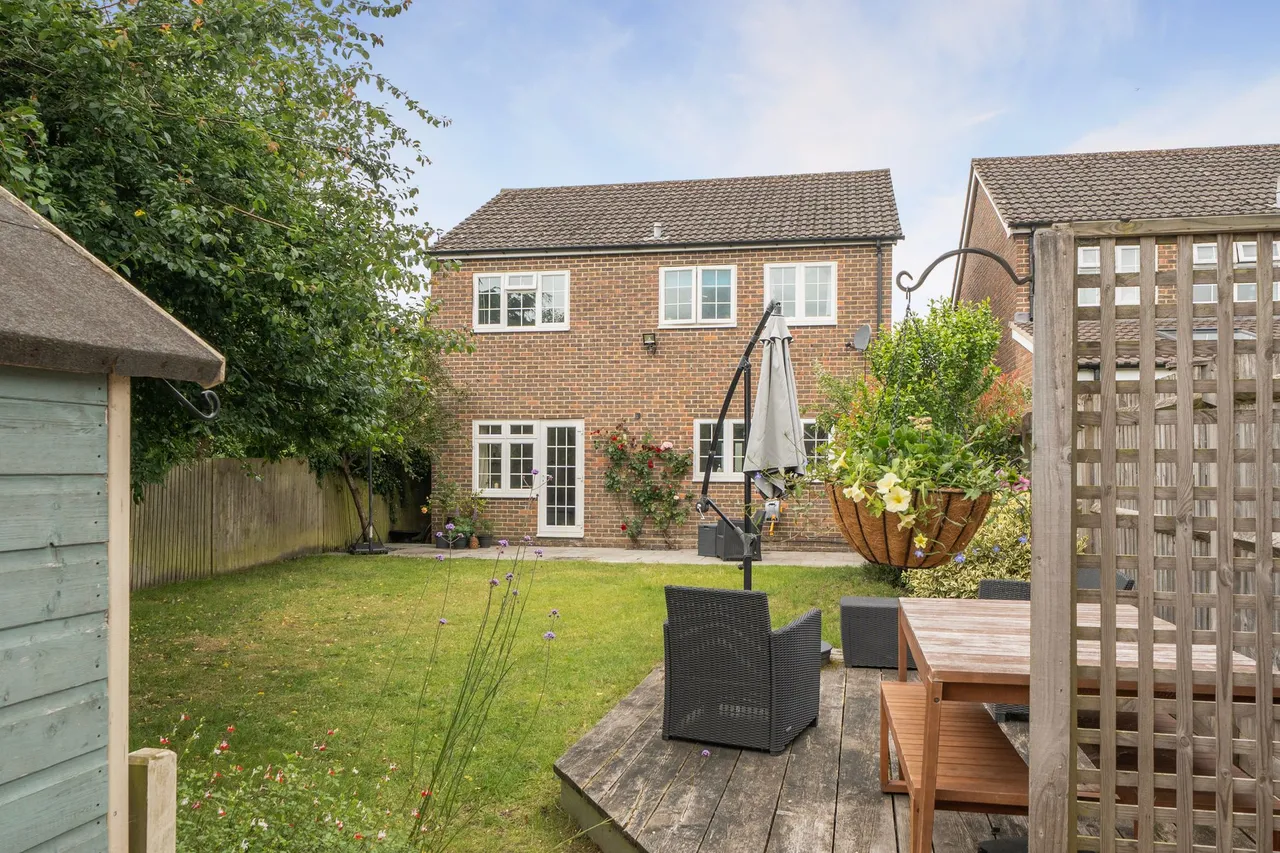 Pretoria Avenue, Midhurst, GU29, photo 16