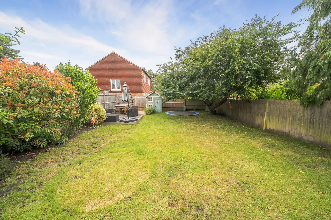 Pretoria Avenue, Midhurst, GU29, photo 4