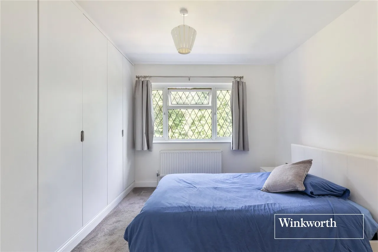 Kingswood Park, Finchley, London, N3, photo 2