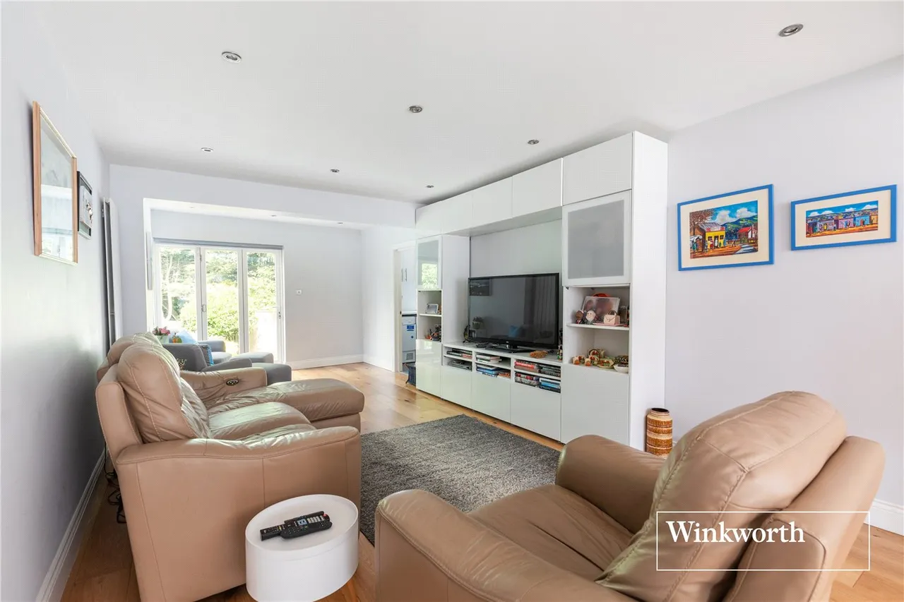 Kingswood Park, Finchley, London, N3, photo 12