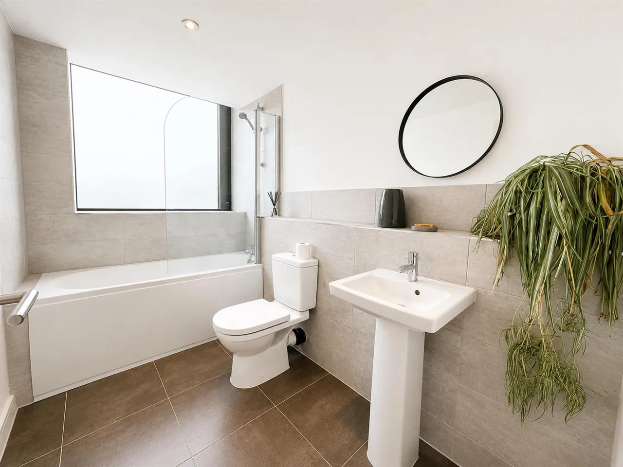 Ashton Lane, Sale, M33, photo 10