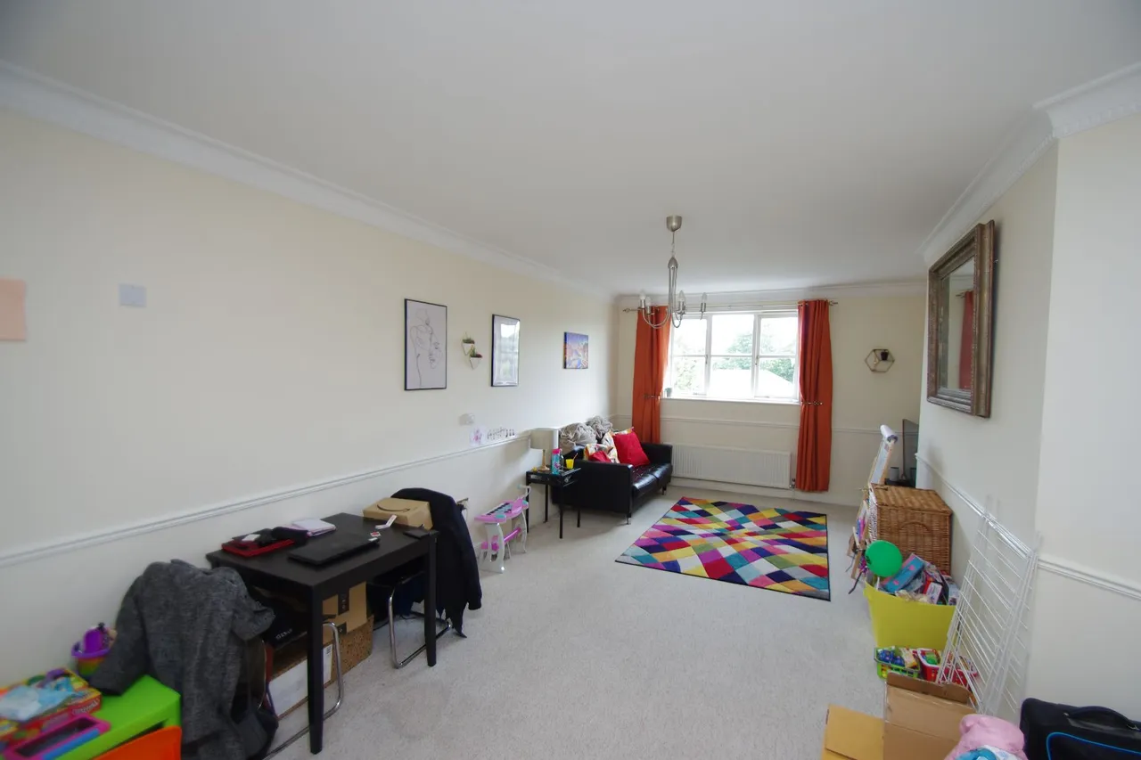 92 Stephenson Wharf, Hemel Hempstead, photo 2