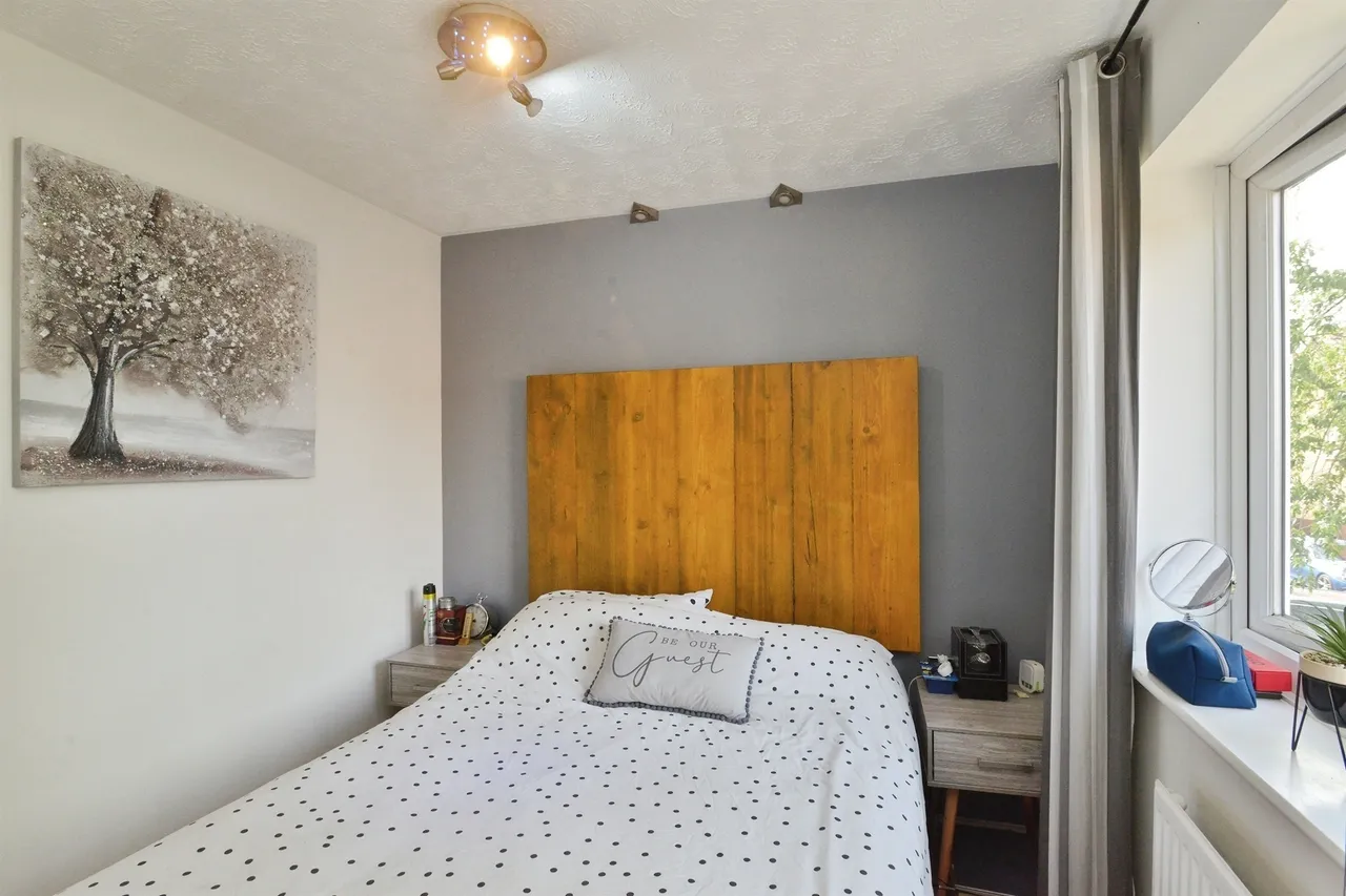 Morebath Grove, Furzton, MK4, photo 12