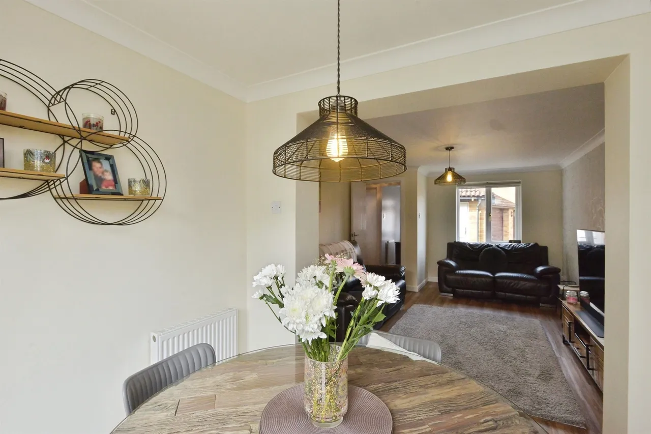 Morebath Grove, Furzton, MK4, photo 5