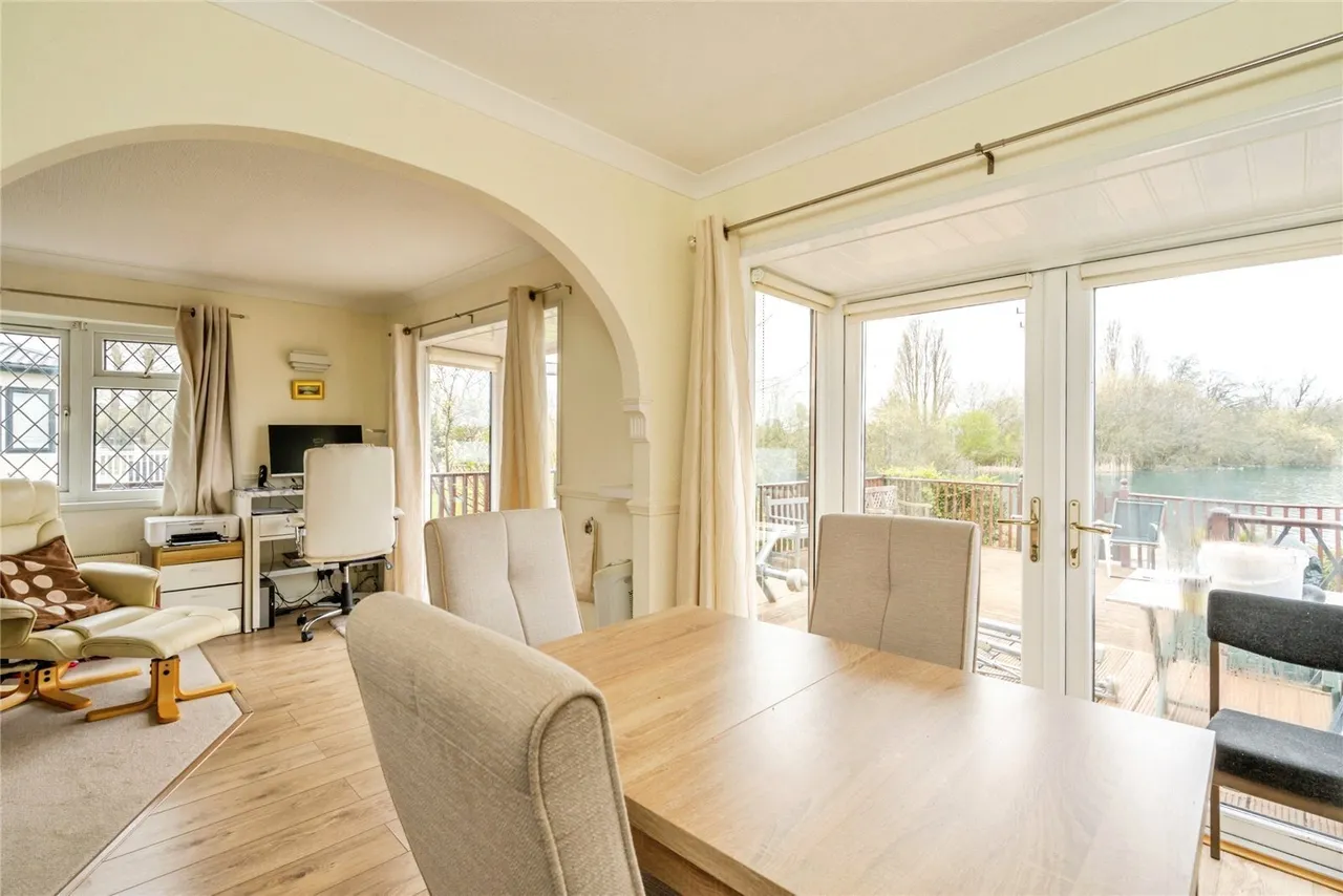 Vinnetrow Road, Runcton, PO20, photo 14
