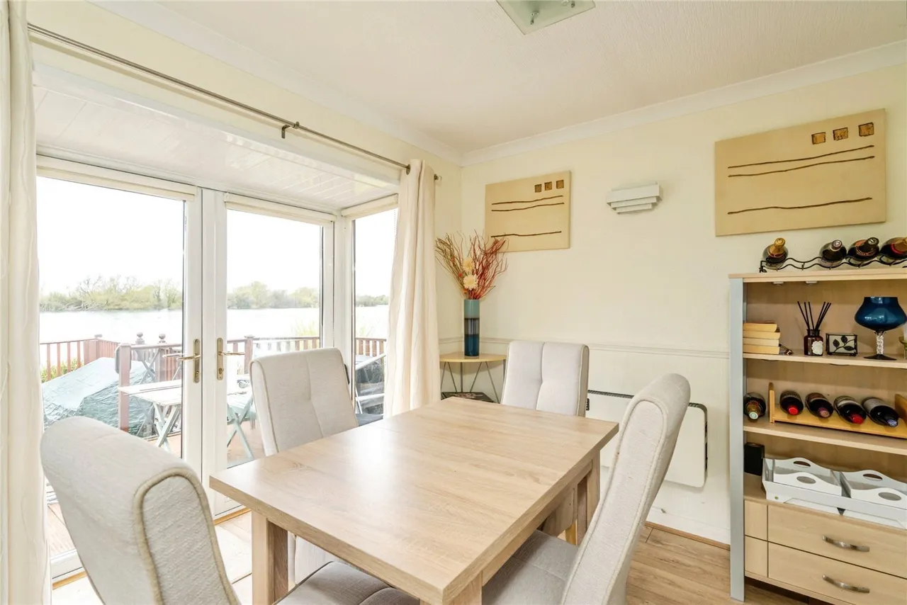 Vinnetrow Road, Runcton, PO20, photo 4