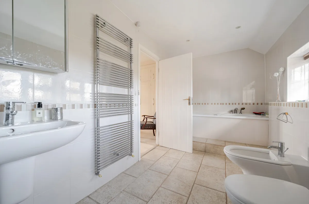West Chiltington, RH20 2PW, photo 17