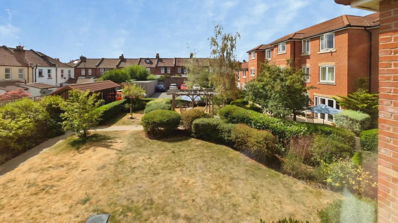 Maywood Crescent, Fishponds, BS16, photo 15
