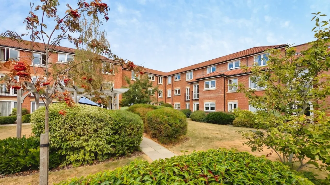 2 bed flat for sale, Maywood Crescent, Fishponds, BS16