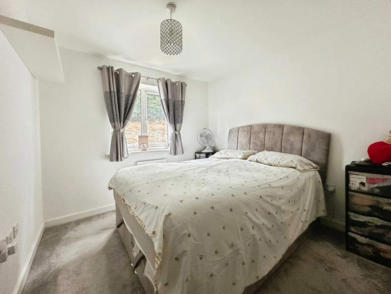 Withers Walk, Blackwater, Camberley, Hampshire, GU17 9FQ, photo 5